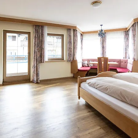 Heart Nordstern מאיירהופן