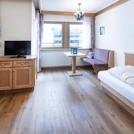 Heart Nordstern מלון 3*